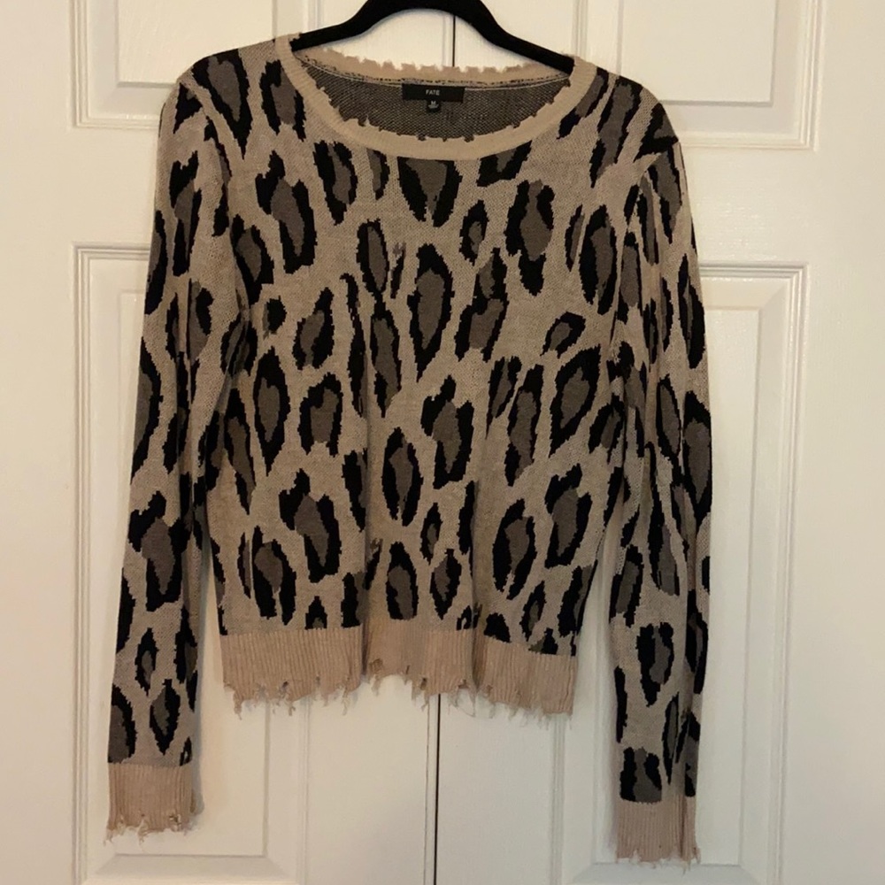FATE leopard print sweater